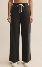 Load image into Gallery viewer, Hunter Knit Denim Pant | Vintage Black