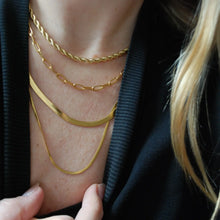 Load image into Gallery viewer, Juno Necklace | 2 Sizes