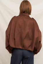 Load image into Gallery viewer, Oversized Suede Balloon Jacket | Brown