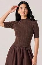 Load image into Gallery viewer, Caerlion Contrast Knit Midi Dress