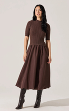 Load image into Gallery viewer, Caerlion Contrast Knit Midi Dress