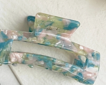 Load image into Gallery viewer, Assorted Hair Clips | Green Set | 5 Styles