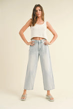 Load image into Gallery viewer, Textured Knitted Crop Top | White