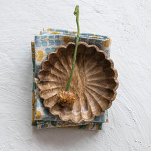 Load image into Gallery viewer, Natural Scalloped Bowl
