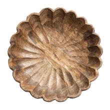 Load image into Gallery viewer, Natural Scalloped Bowl