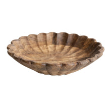 Load image into Gallery viewer, Natural Scalloped Bowl