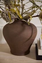 Load image into Gallery viewer, Repose Vase