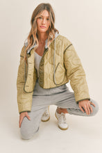 Load image into Gallery viewer, Quilted Crop Jacket