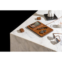 Load image into Gallery viewer, Courant Charging Station | Large Saddle