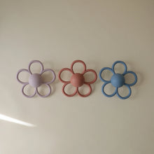 Load image into Gallery viewer, Daisy Rattle Teether | Dusty Rose
