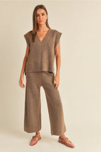 Load image into Gallery viewer, Katelyn Sweater Pants | Mocha
