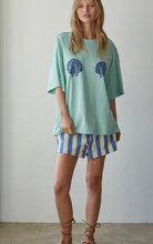 Load image into Gallery viewer, Sun-Kissed Shell Tee | Mint
