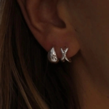 Load image into Gallery viewer, Dome Earrings | Silver
