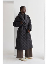 Load image into Gallery viewer, Adeline Quilted Puffer Wrap Coat | Black
