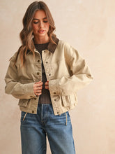 Load image into Gallery viewer, Contrasted Barn Jacket
