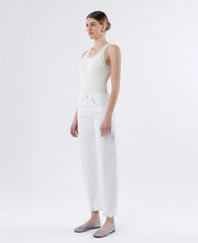 Load image into Gallery viewer, Optic White Panel Barrel Jean
