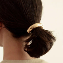 Load image into Gallery viewer, Wide Metal Cuff Hair Tie | Gold
