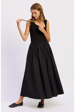 Load image into Gallery viewer, Sloane Maxi Dress
