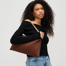 Load image into Gallery viewer, Shelby Shoulder Bag | Chocolate
