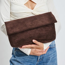 Load image into Gallery viewer, Zarae Crossbody | Chocolate
