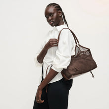 Load image into Gallery viewer, Easton Tote | Chocolate

