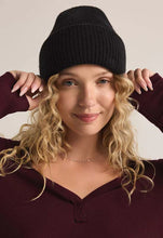 Load image into Gallery viewer, Snow Cap Beanie | Black
