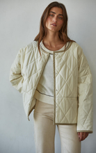 Load image into Gallery viewer, Everleigh Quilted Jacket
