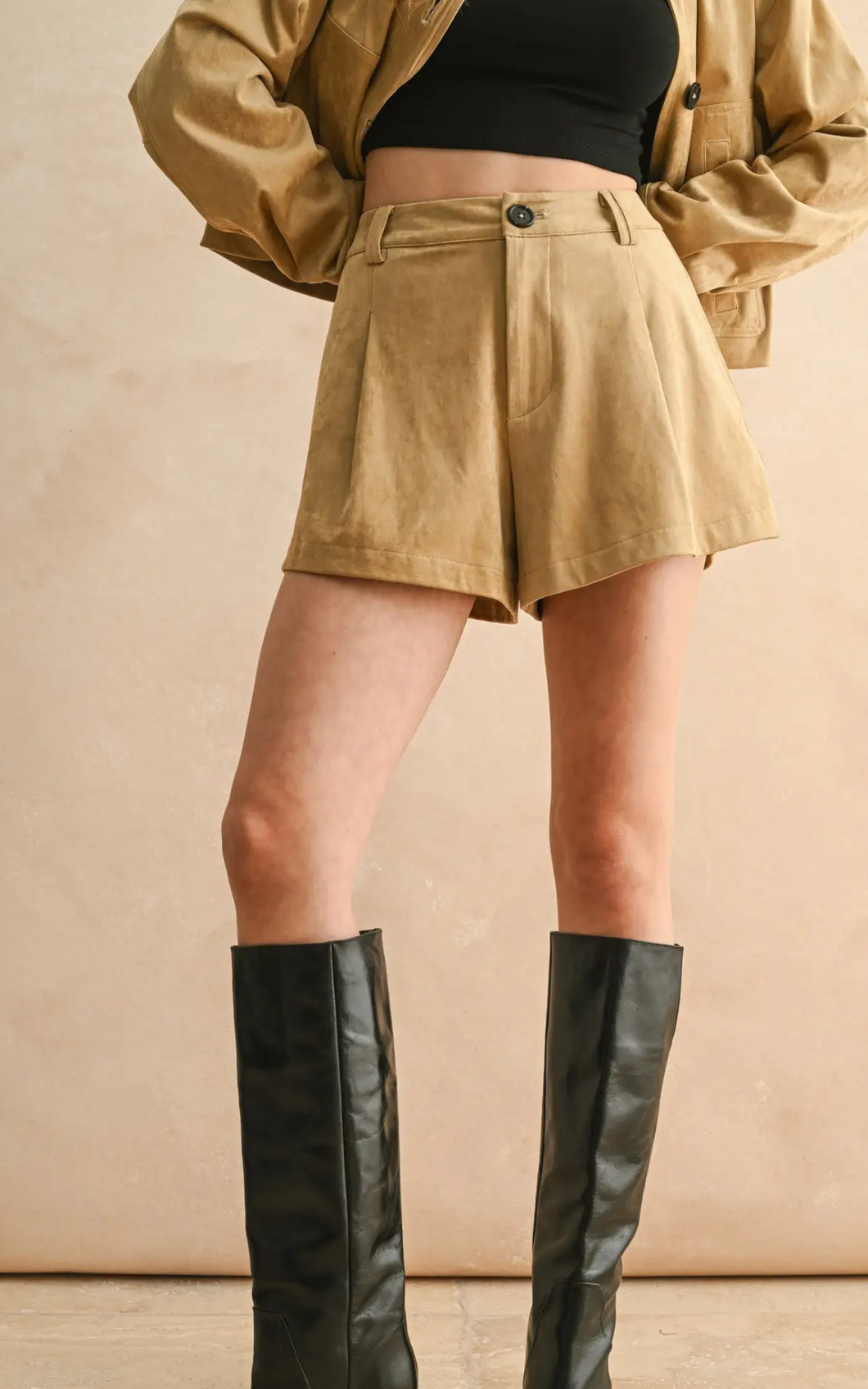 Pleated Suede Set | Shorts