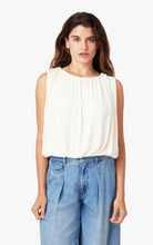 Load image into Gallery viewer, Bubble Knit Top
