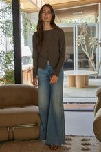Load image into Gallery viewer, Kate Button Down Top
