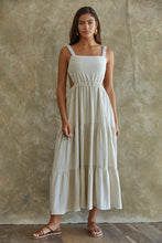 Load image into Gallery viewer, Long Beach Maxi Dress
