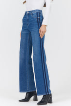 Load image into Gallery viewer, Margot Straight Leg | Side Stripe

