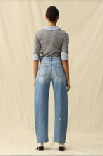 Load image into Gallery viewer, Flora Mid Rise Barrel
