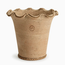 Load image into Gallery viewer, Festonee Vase | 2 Sizes
