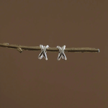 Load image into Gallery viewer, Axel Huggies | Silver
