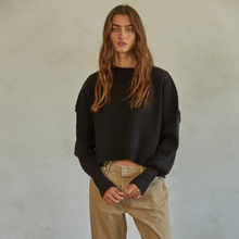 Load image into Gallery viewer, Leda Pullover | Black
