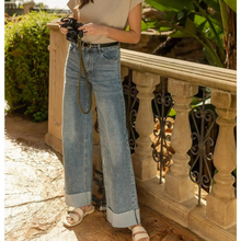 Load image into Gallery viewer, 90&#39;s Stretch Cuffed Hem High Rise Straight Jeans
