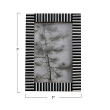 Load image into Gallery viewer, Ribbed Photo Frame | 4" x 6" Photo
