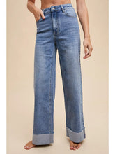 Load image into Gallery viewer, 90&#39;s Stretch Cuffed Hem High Rise Straight Jeans
